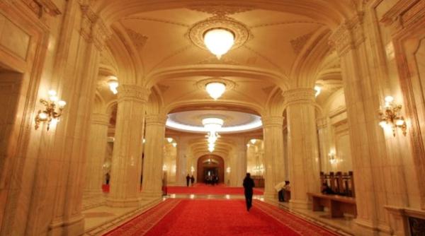 nivelul minim si maxim al salariilor de baza pentru personalul de la birourile parlamentare stabilit