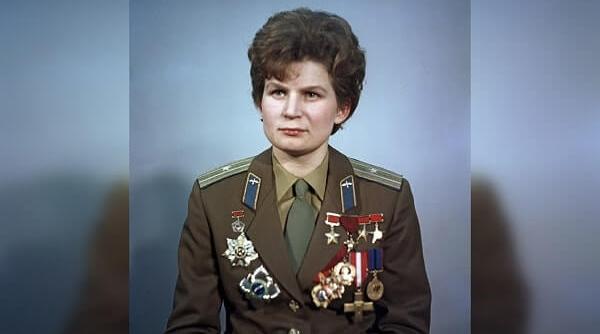 de ce nasa prefera sa trimita femei pe marte si nu barbati