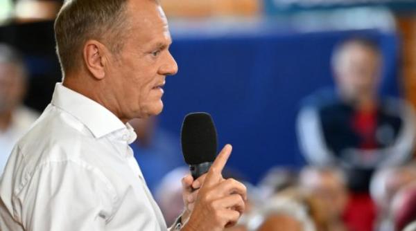 donald tusk ii cearta pe republicanii din sua dupa ce au blocat ajutorul pentru ucraina sa va fie rusine reagan se rasuceste in mormant