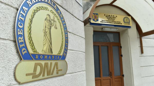 dosarul white tower doi functionari din primaria ploiesti au fost retinuti de procurori