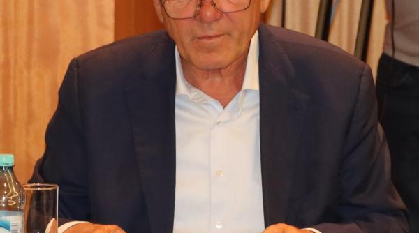 politicienii le raspund romanilor de ce ar merge la razboi constantin toma primarul buzaului vrem sa nu mai fim romani e foarte usor nu mai facem nimic