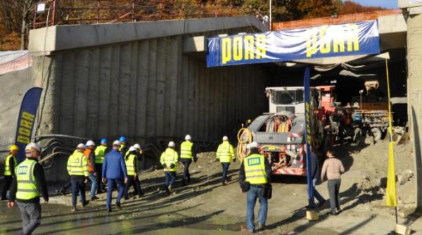 autostrada sibiu brasov de 68 de km sapata in 1000 de puncte de arheologi