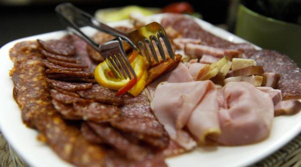 de ce sunt mezelurile o super carne mihaela bilic nu le putem arunca la cosul de gunoi ce e foarte important de inteles video