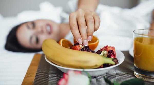 de ce nu e bine sa mananci fructe dimineata pe stomacul gol