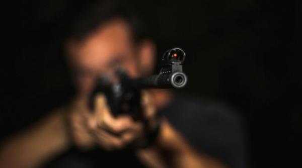 mai multe persoane au fost impuscate in timpul unui mars al super bowl