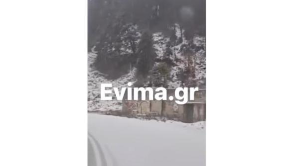 ninge in grecia sunt imaginile zilei din evia video