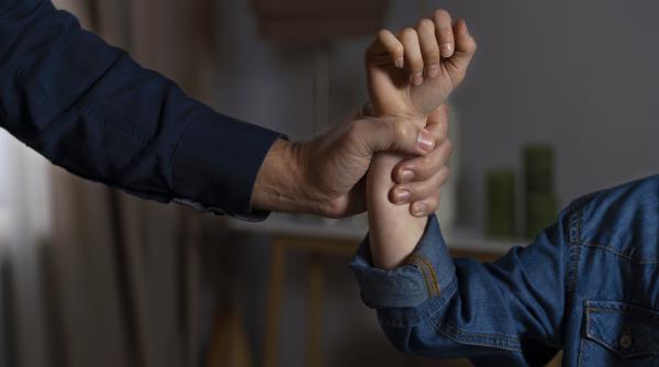 infractiunile sexuale asupra copiilor de la lipsa de educatie la lacunele sistemului juridic mihaela chiper avis nu sunt pregatiti sa primeasca sesizarile