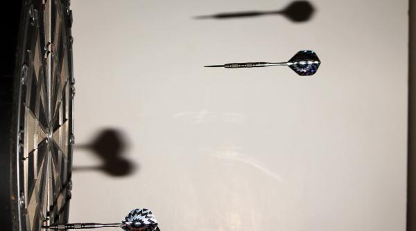 comasatele aprind pnl si psd sageti otravite prin comunicatorii de partid cearta sighiartau zamfir un paria cu jigniri nu merge