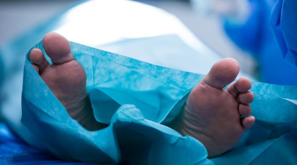 trupul lui navalnii gasit la morga spitalului salehard paramedic despre intarzierea autopsiei cazul este politic poti fi gasit vinovat