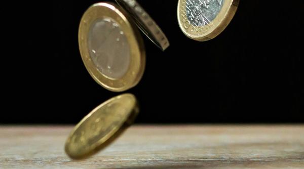 de ce multinationalele fug de investitiile in fotbalul romanesc daniel carciug sa ne dea corporatiile bani