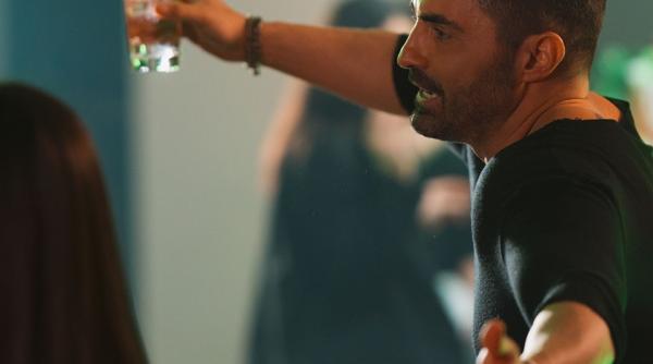 cum a cazut pepe de pe scena intr o fosa in timpul unui concert