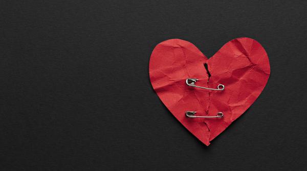 dragostea falsa sau metoda loverboy instrument principal folosit pentru racolarea victimelor traficului de persoane