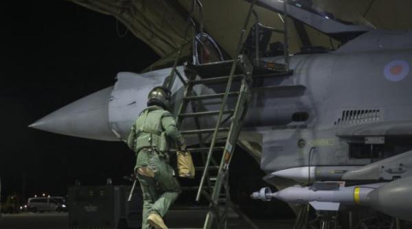 sua si marea britanie raspund la atacurile rebelilor houthi si ataca direct in yemen foto