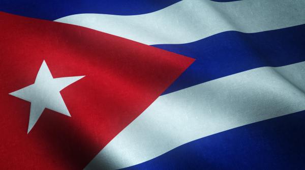 oficial al securitatii rusiei alaturi de raul castro si actualul presedinte al cubei ne vizitati intr un moment bun nu este vorba doar despre aparare