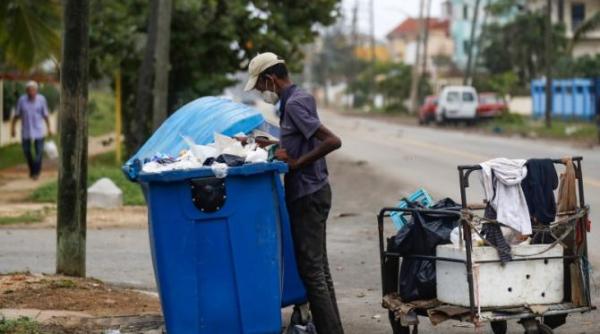 cuba a cerut ajutorul onu insula se confrunta cu lipsa alimentelor si cu cea mai grava criza din ultimele trei decenii