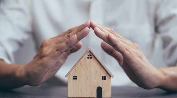 increderea oamenilor in asigurarile impotriva dezastrelor a crescut in ultimii ani george cristian tuta este un avantaj pentru ei si e un cost foarte mic video