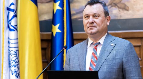 prof univ dr nicolae istudor a fost confirmat prin ordin de ministru i n funct ia de rector al academiei de studii economice din bucures ti