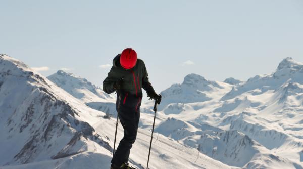 bunicul de 70 de ani din china care uimeste cu fizicul sau de invidiat si rutina de fitness