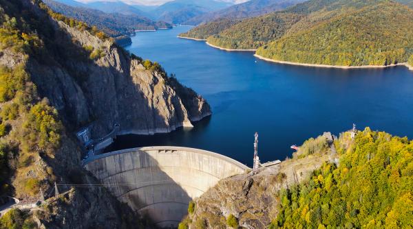 ariile protejate coincid exact cu zonele de dezvoltare a romaniei atrage atentia sandru catastrofal toata lumea s a temut sa vorbeasca trebuia sa tacem