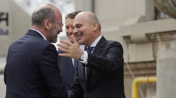 manfred weber laude pentru rares bogdan la bucuresti cand interesele romaniei sunt afectate el ridica mana si isi apara tara video