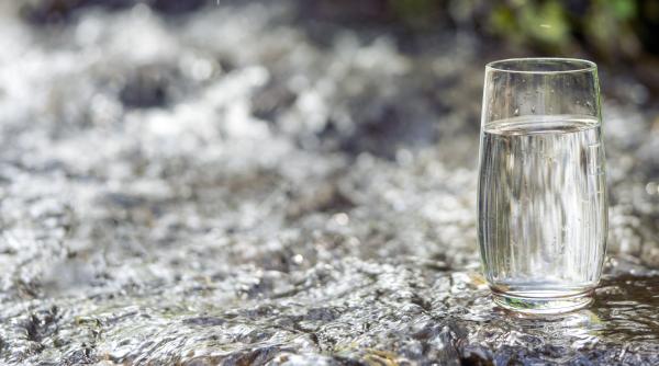 modul banal prin care se pot elimina microplasticele din apa