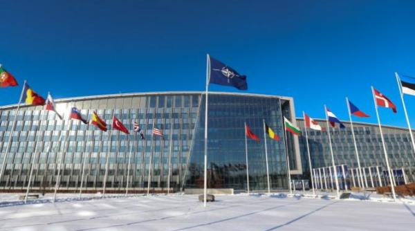 nato va arbora steagul suediei luni 11 martie alianta va avea 32 de state membre