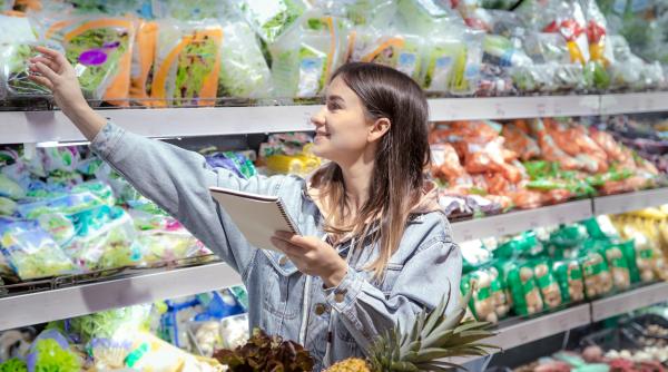 o manipulare de ce suntem bombardati cu muzica tare la supermarket si mall conf univ dr simona trifu explicatii video