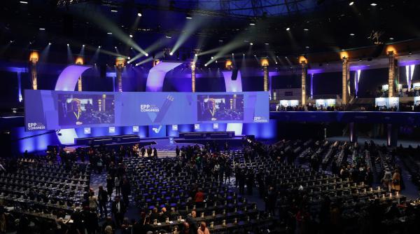 succes al pnl la congresul ppe austria accepta tacit aderarea romaniei si bulgariei la spatiul schengen