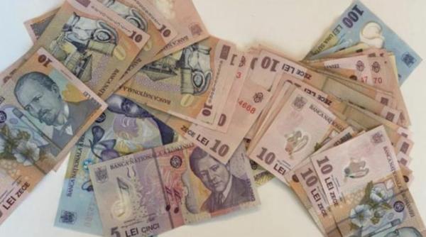 metoda simpla prin care adrian asoltanie economiseste de 15 ani ma ajuta enorm de mult m a ajutat sa scap de datorii e la indemana oricarui roman