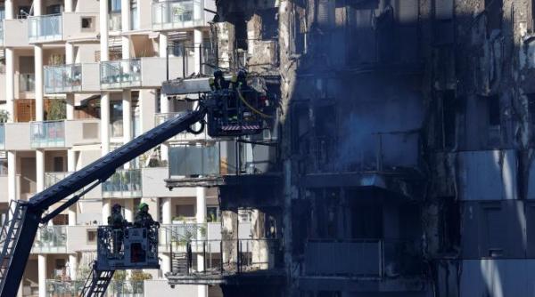 de la ce a pornit incendiul de la blocul din valencia