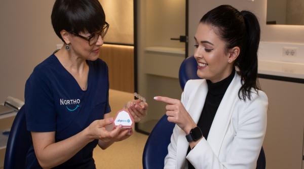 avantajele unui aparat dentar invizibil bucura te de toate beneficiile acestui tratament dentar