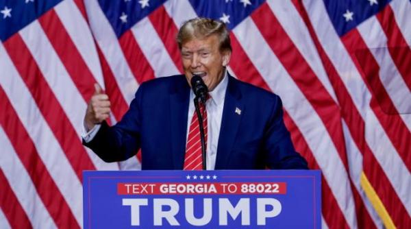 donald trump promite ca daca va fi ales ii va elibera pe cei care au luat cu asalt capitoliul in 2021