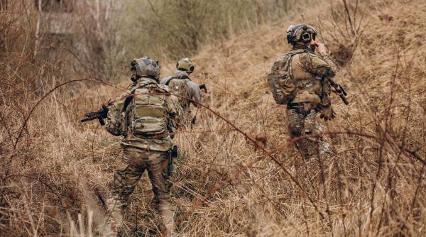 legiunea libertatea rusiei spune ca detine controlul complet al satului tetkino partizanii anunta o noapte grea pentru militarii lui putin video