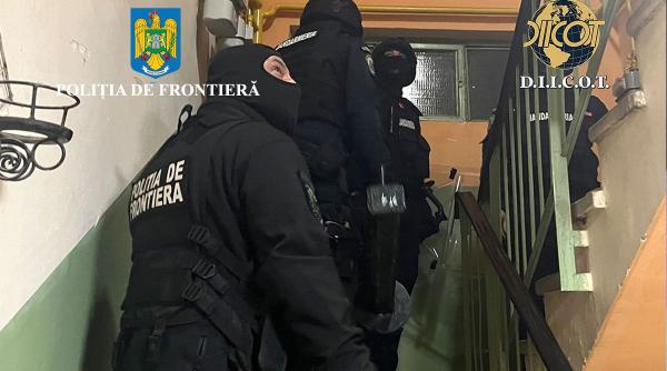 trafic de migranti cu mecanism complex destructurat de autoritati grupul infractional pretindea intre patru si cinci mii de euro pentru fiecare persoana foto