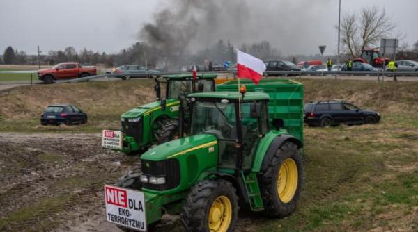 fermierii polonezi protesteaza impotriva importurilor din ucraina si a acordului verde al ue