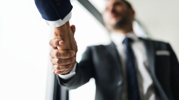 pnl usr fd pmp aur vs psd cine e misteriosul independent pe care o mare coalitie de dreapta il sustine la sefia cj valcea