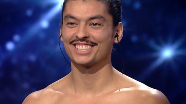 saleh yazdani acrobatul care a luat 4 de da la romanii au talent dragos bucur daca as fi citit numarul tau as fi zis ca este cel mai prost din lume