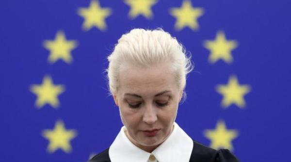 vaduva lui navalnii a protestat impotriva lui putin la berlin chirieac face bine ca nu se duce in rusia