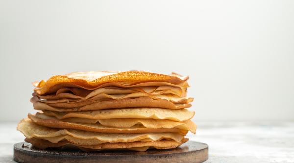 blini clatite rusesti reteta simpla