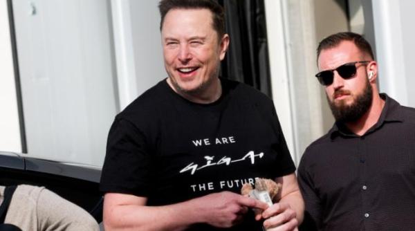 elon musk descrie intalnirea cu trump la casa unui prieten comun din palm beach
