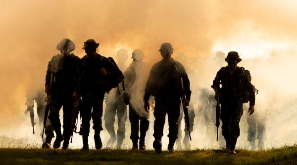 europa pierde soldati salarii mici conditii precare si lipsa sprijinului ce masuri au luat decidentii