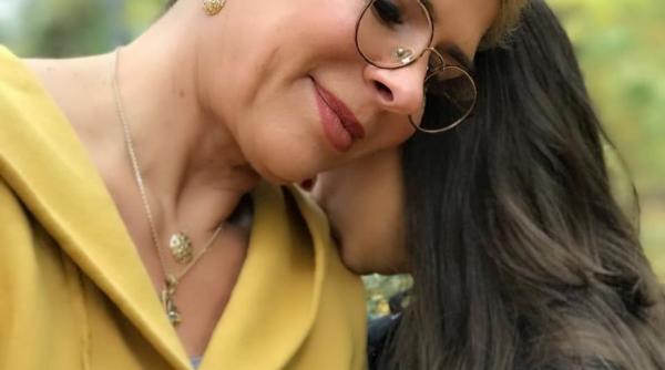 teo trandafir despre relatia cu fiica ei maia are aproape 20 de ani eu nu pot sa o iau din drumul ei ca sa o duc la mall ca altadata