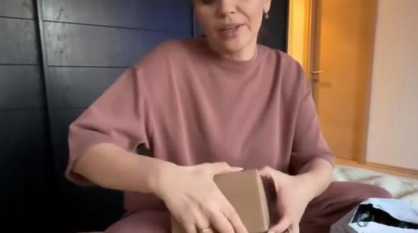 cristina siscanu teapa de cateva sute de lei dupa o comanda online ce mizerii au facut o reclama mincinoasa video