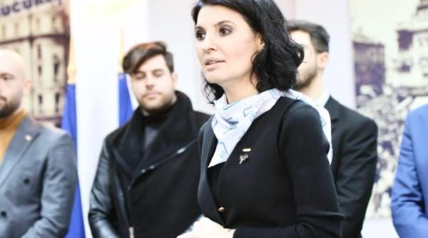 jurnalista lavinia sandru ia atitudine impotriva propunerii de reducere a concediului de crestere a copilului