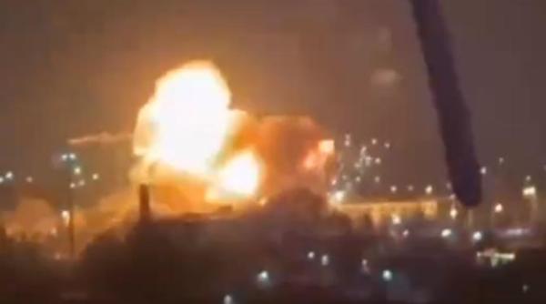 ploaie de rachete storm shadow in crimeea explozii puternice in sevastopol si in apropierea aerodromului belbek video