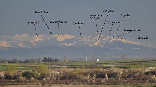 ziua in care s au vazut carpatii din campia romana crestele muntilor fagaras bucegi leaota si iezer papusa fotografiate de la 110 km departare