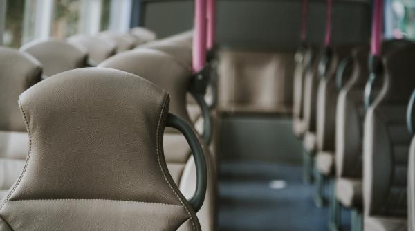 programul microbuze pentru transportul elevilor laurentiu neculaescu afm cate microbuze noi vor fi pentru copiii din romania video