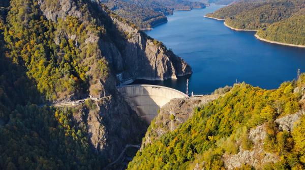 curtea de arges magnet pentru turisti cosmin petrescu pnl a inceput strangerea de semnaturi toti sunt interesati