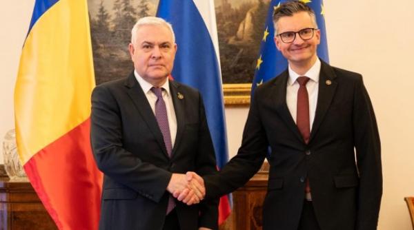 ministrul apararii angel tilvar intalnire cu omologul sloven marjan arec consolidarea relatiei la nivel politico militar