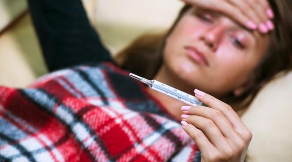 romania la primul caz de febra tifoida din acest an dr simin florescu avertisment atitudinea fata de profilaxie nu au fost vaccinati inainte de a calatori